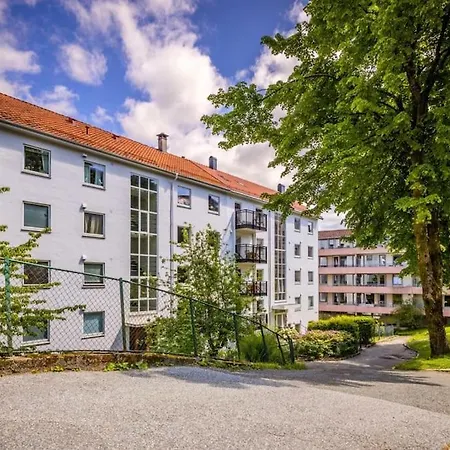 Dinbnb I 2 Balconies I Newly Renovated I Urban Location * Bergen