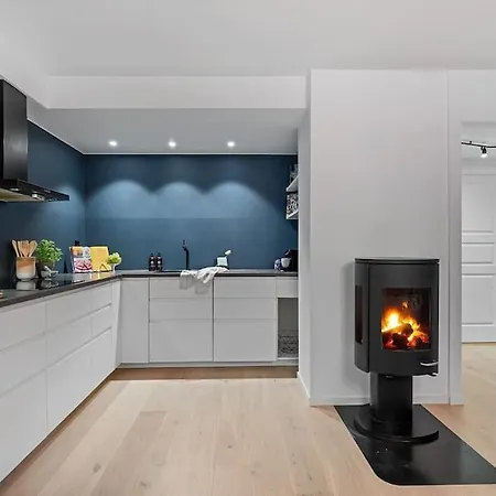 Dinbnb I 2 Balconies I Newly Renovated I Urban Location * Bergen